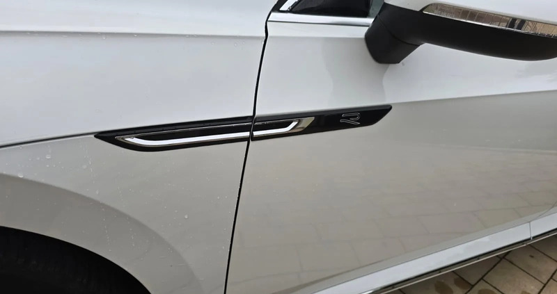 Volkswagen Arteon cena 165500 przebieg: 20000, rok produkcji 2022 z Opoczno małe 154